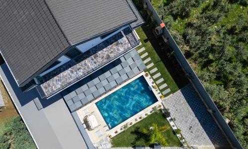 Villa Sembol — 68