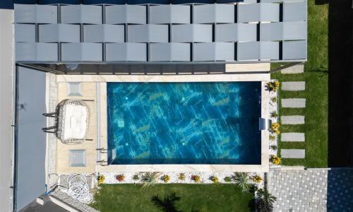 Villa Sembol — 58