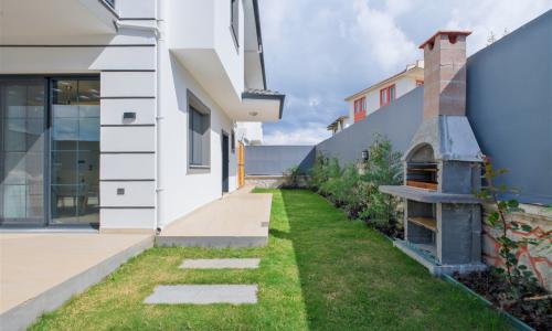 Villa Sembol — 15