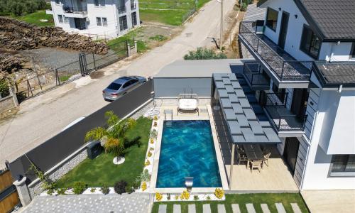 Villa Sembol — 62