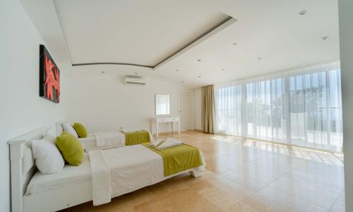 Villa Serenity — 89
