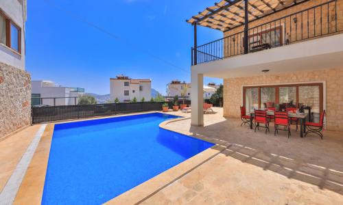 Villa Serta — 6