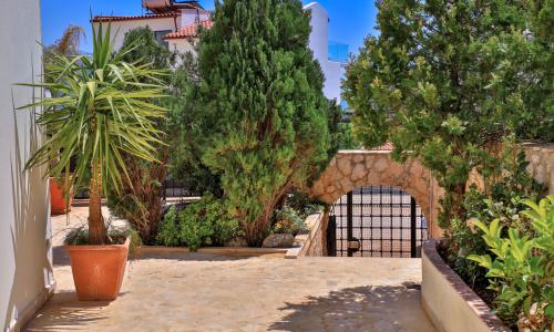 Villa Serta — 13