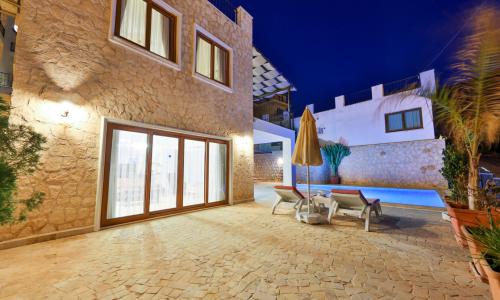 Villa Serta — 35