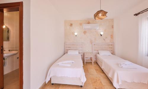 Villa Serta — 38