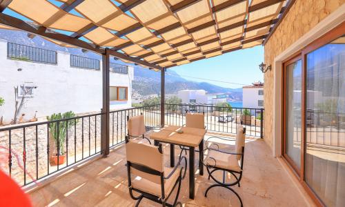 Villa Serta — 40