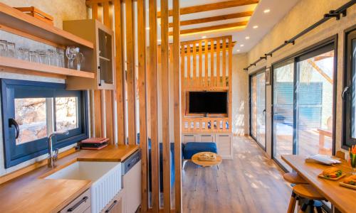 Villa Shmayaa House — 18