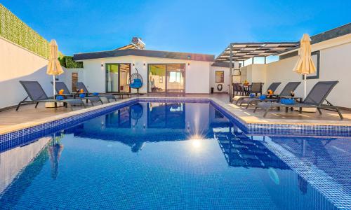 Villa Sidelya — 4