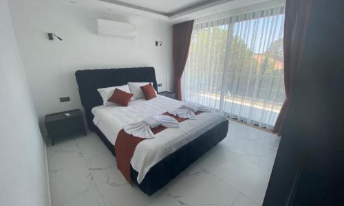 Villa Silver — 21