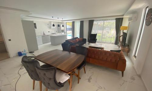 Villa Silver — 22