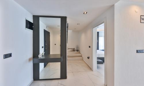 Villa Simurg — 64