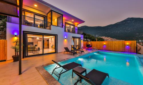Villa Simurg — 4