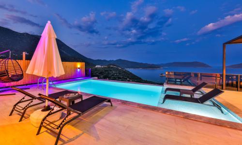 Villa Simurg — 14