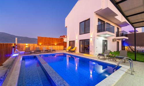 Villa Şirinler 2