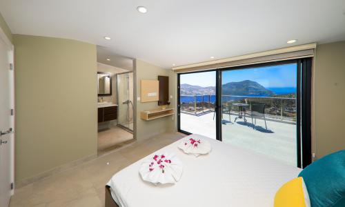Villa Skylight — 49