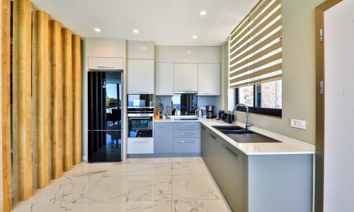 Villa Skylight — 42
