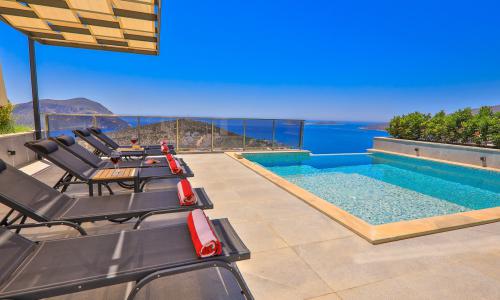 Villa Skylight — 20