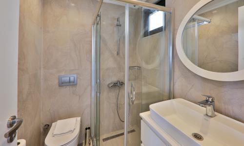 Villa Skylight — 53