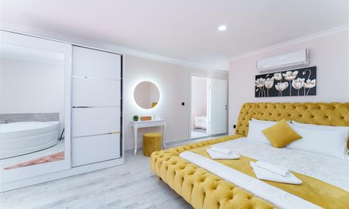 Villa Smyrna — 63