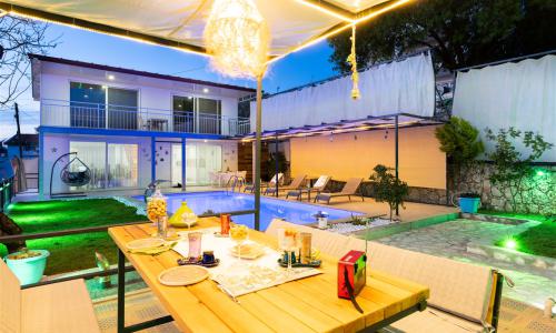 Villa Smyrna — 4
