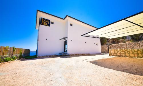 Villa Src — 25