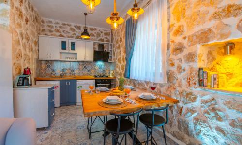 Villa Stone House 2 — 26