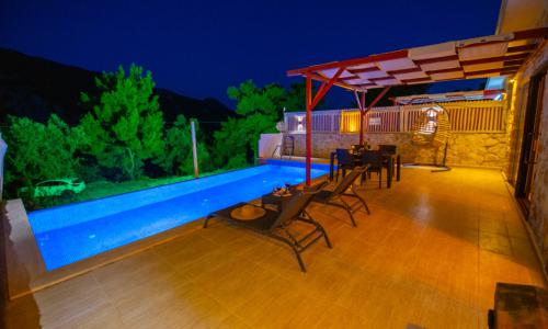 Villa Stone House 2 — 18
