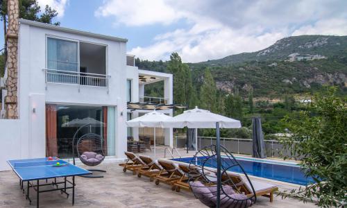 Villa Sultana — 2