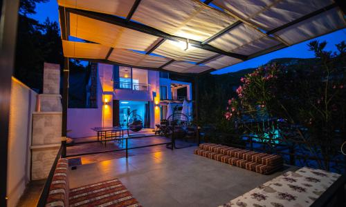 Villa Sultana — 8