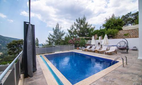 Villa Sultana — 26
