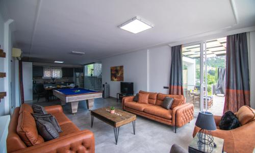 Villa Sultana — 27