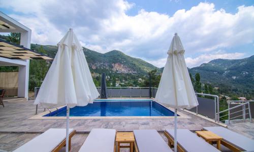 Villa Sultana — 4