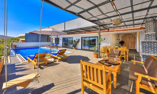 Villa Summery — 3