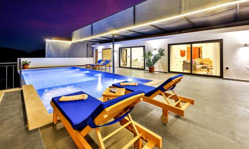 Villa Summery — 2