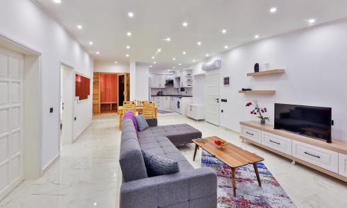 Villa Summery — 33