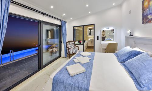 Villa Summery — 36