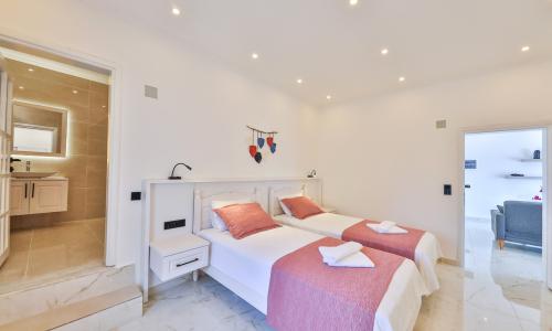 Villa Summery — 44