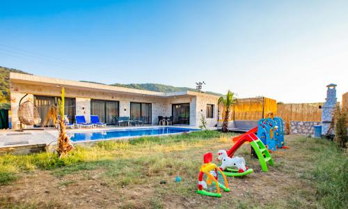 Villa Sunflower 3 — 3