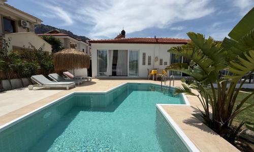 Villa Sunny Garden 1 — 2