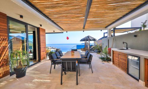 Villa Sweet — 36