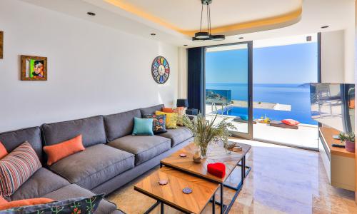 Villa Sweet — 16