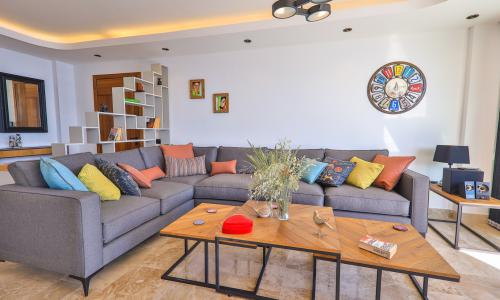Villa Sweet — 22