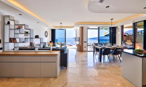 Villa Sweet — 10