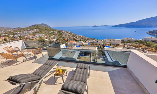 Villa Sweet — 42