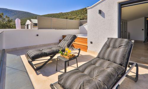 Villa Sweet — 14