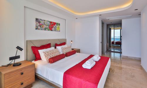 Villa Sweet — 5