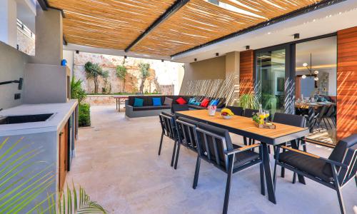 Villa Sweet — 65