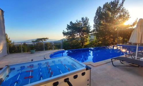Villa Secret Swiss — 14