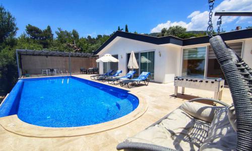 Villa Secret Swiss — 21