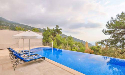 Villa Secret Swiss — 32